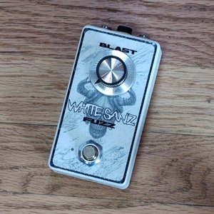 White Sanz Fuzz