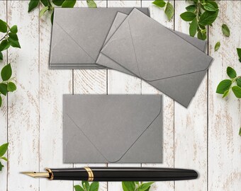 Mini Kraft grijze enveloppen - 2,5 "x 3,6" - Set van 25