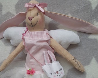 Liloudesign Handmade 35 cm Kinder GESCHENK für Mädchen Stoff Hase oder Maus + Kleidung Geburtstag Engel Angel