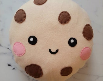 Kawaii cushion biscuit Gilbi gift children's shapely COOKIE PILLOW with eyes children's room decoration