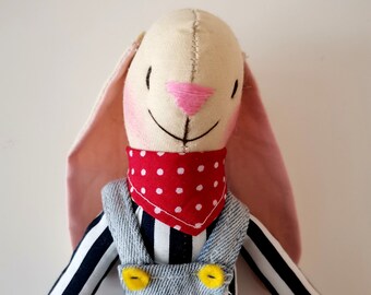 Liloudesign Handmade Hase Puppe Ostern Hase für Junge Hase mit Kleidung Hase Geschenk
