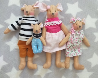 Handmade set of mice family 4 pieces mom dad daughter baby made of cotton