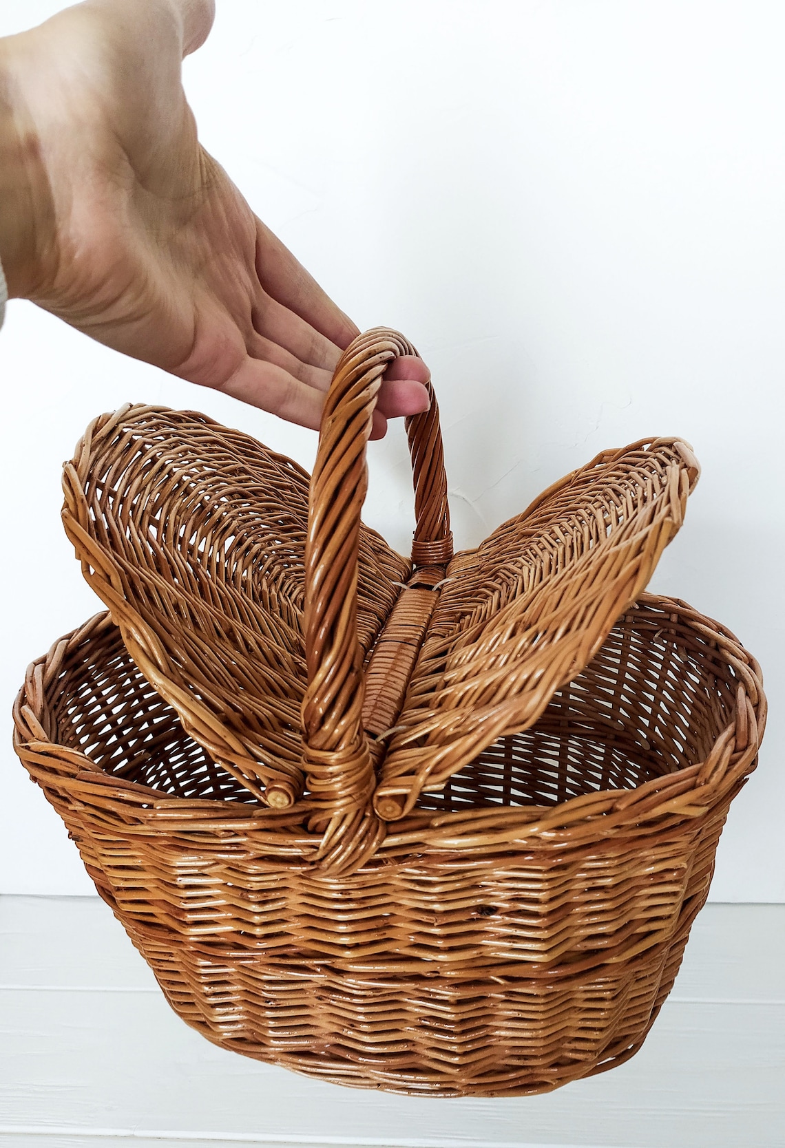 Wicker Picnic Basket With Lid Etsy