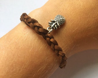 Braided suede bracelet with pineapple charm