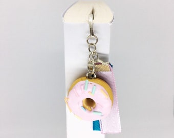 Bookmarks in pastel pink fimo donut dough and vermicelli with satin ribbon