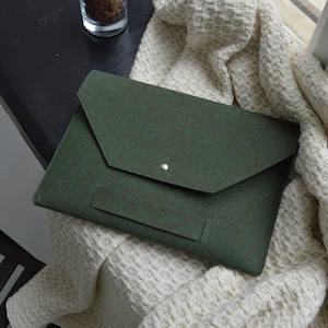 laptop case with carrying handle, sleeve to fit laptop