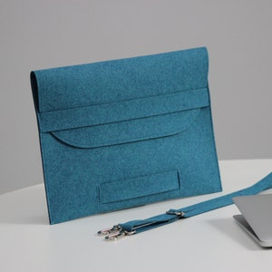 Minimalist Eco Felt Laptop Sleeve: MacBook Case