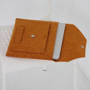 waterproof laptop case with carrying handle, sleeve to fit laptop