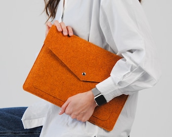Eco Felt Laptop Case with Pocket: Handmade MacBook Briefcase