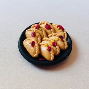 Indian Food Miniature Fridge Magnet, Dollhouse food, Miniature Gujiya, 1:12 Scale