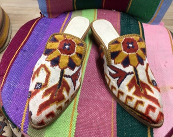 Handmade Us-10,5 Eu 41 Velvet Slippers, Unique Mules , Handmade Shoes, Genuine Leather Sole, Gift Shoes,  Natural Sipppers for woman