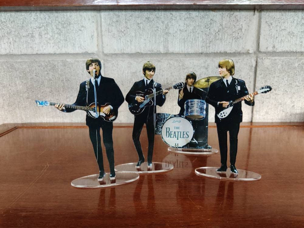 The Beatles Figures Cristal Clear Acrylic Color 1964. They