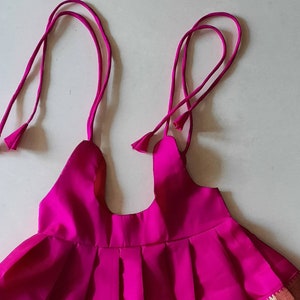 Seiden Baby Gehrock: Knoten Outfit, Wiegenzeremonie