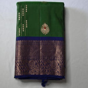 Beautiful green with blue border kanjeevaram silk saree with attached contrast blouse  - Pure silk with half fine zari -  gift for women