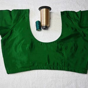 Chemisier sari vert : haut sari sur mesure