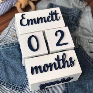 Custom baby milestone blocks, Personalized baby age blocks, Baby month blocks, Baby shower gift, Boy nursery decor, Photo prop