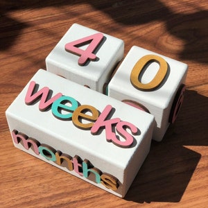Milestone blocks, Baby age blocks, Baby blocks, Milestone month bocks, Baby milestone, Baby shower gift, Photo prop, Colored letters,