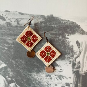 Gaza earrings. Palestinian embroidered earring. Tatreez. Ethnic boho earrings