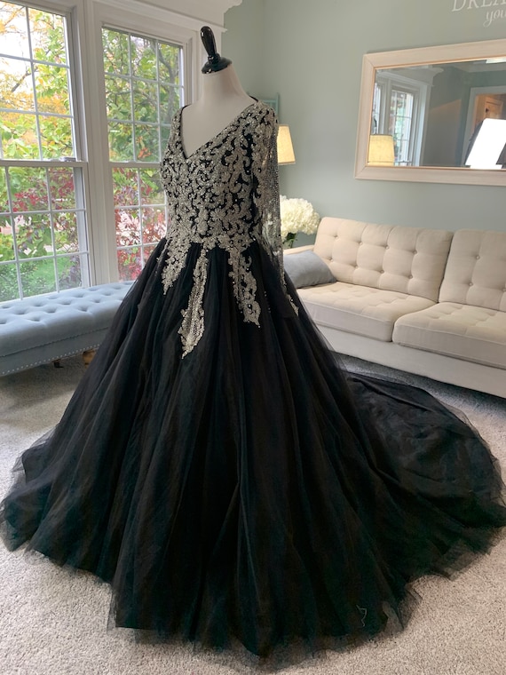 The Luxe Black Wedding Dress | Goth Mall