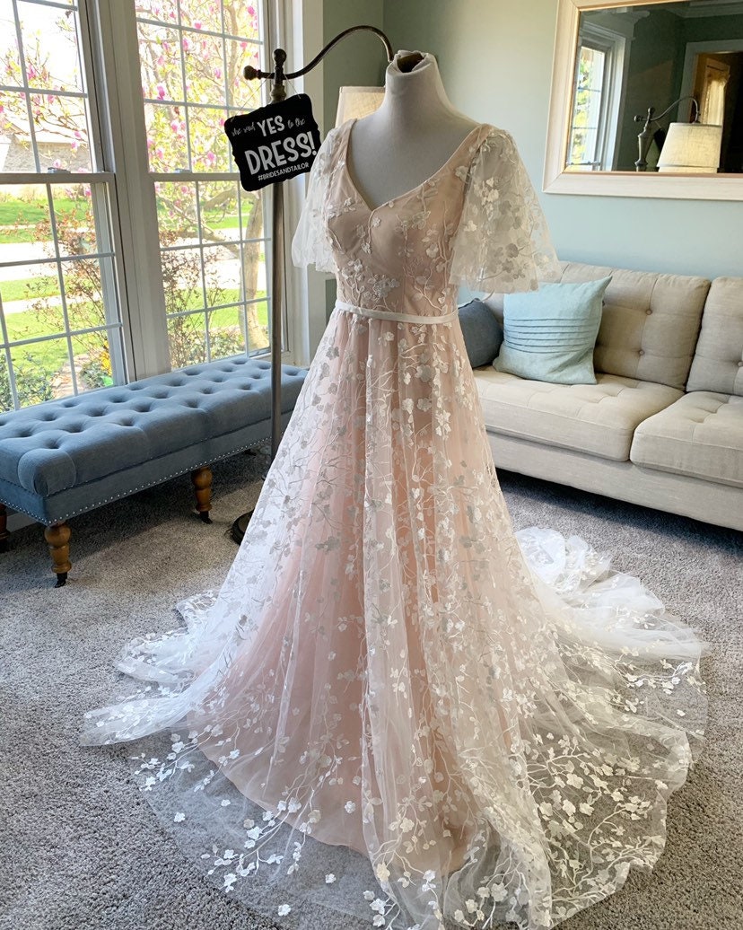 Custom Beach Wedding Dress with Lace | Etsy