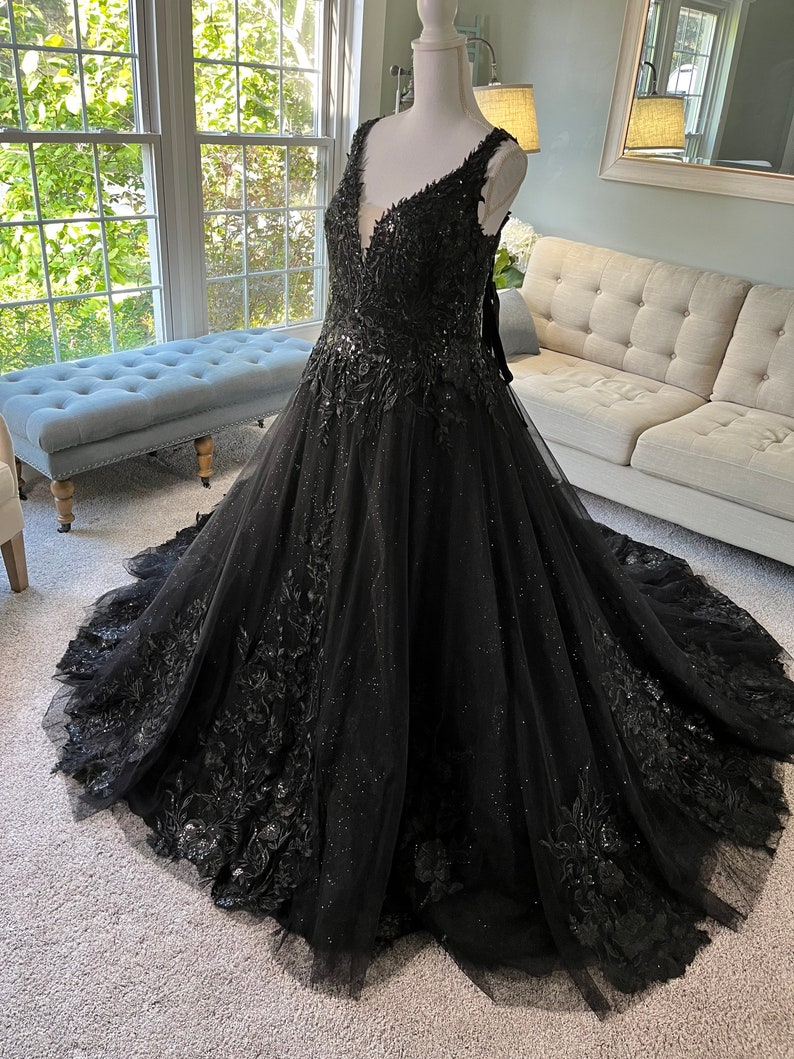 Kristina Black Wedding dress,Ballgown Wedding Dress, Gothic Wedding Dress, Black Bridal Gown, V neckline wedding dress, Lace wedding dress image 5