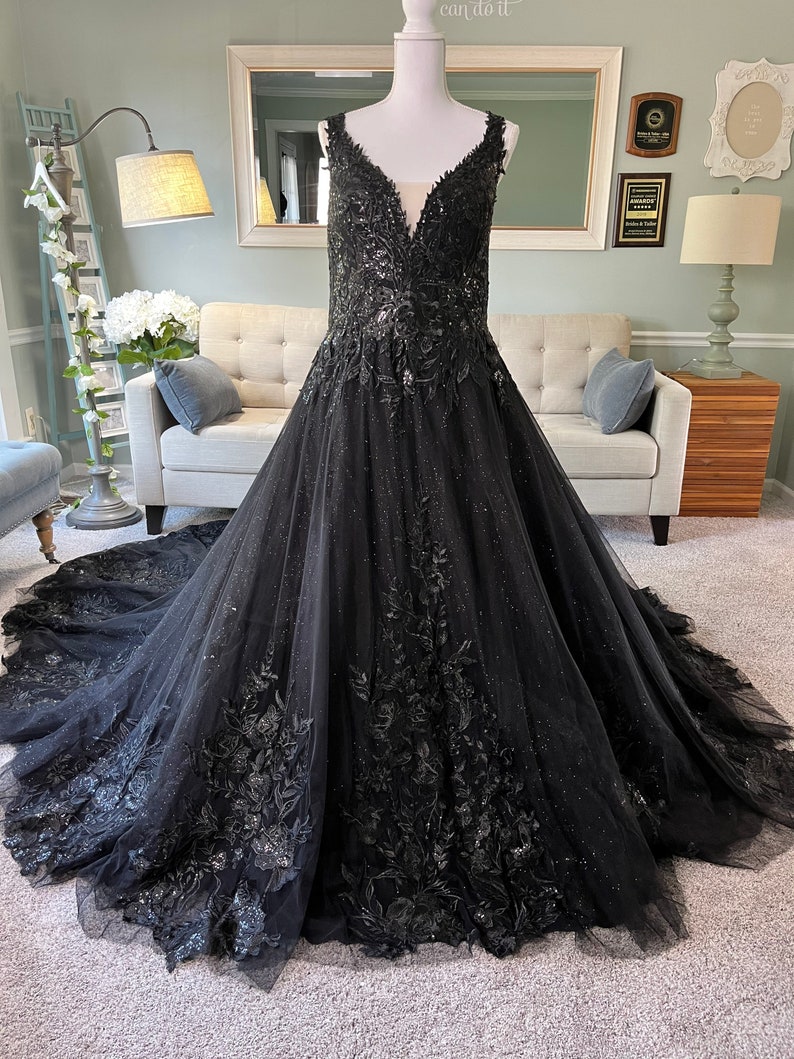 Kristina Black Wedding dress,Ballgown Wedding Dress, Gothic Wedding Dress, Black Bridal Gown, V neckline wedding dress, Lace wedding dress image 10