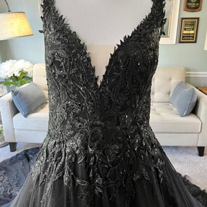 Kristina Black Wedding dress,Ballgown Wedding Dress, Gothic Wedding Dress, Black Bridal Gown, V neckline wedding dress, Lace wedding dress image 8