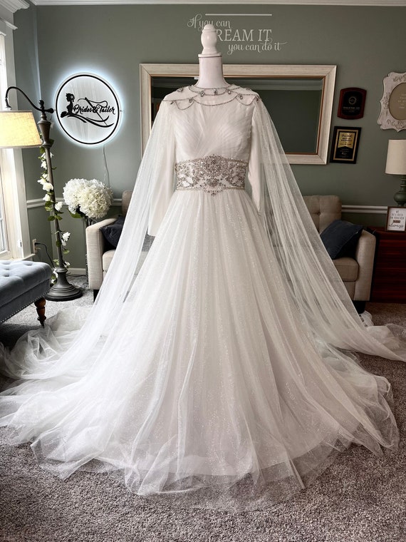 Modest vintage wedding dresses deals