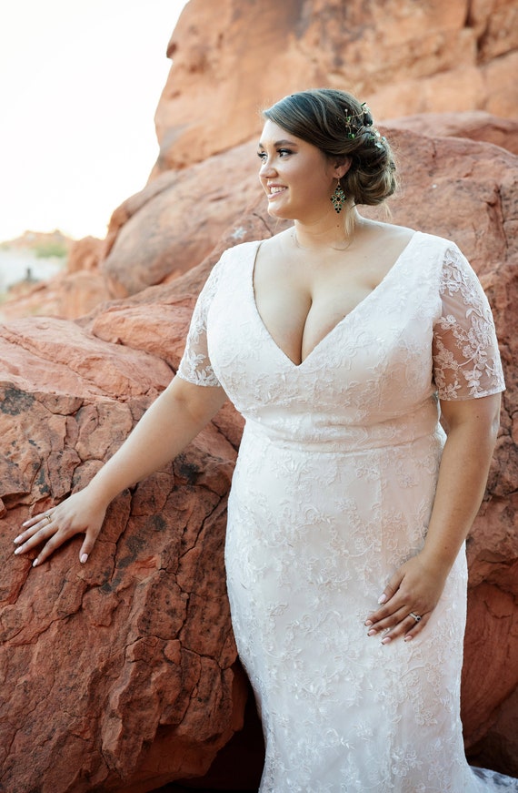 Buy Custom Wedding Dress With Lace Plus Size Wedding Online in India - Etsy