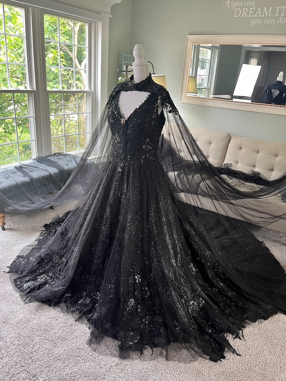 Eclipse Black Bridal Cape Veil: Beaded Lace Wedding Cape Eclipse Black Bridal Cape Veil: Beaded Lace Wedding Cape