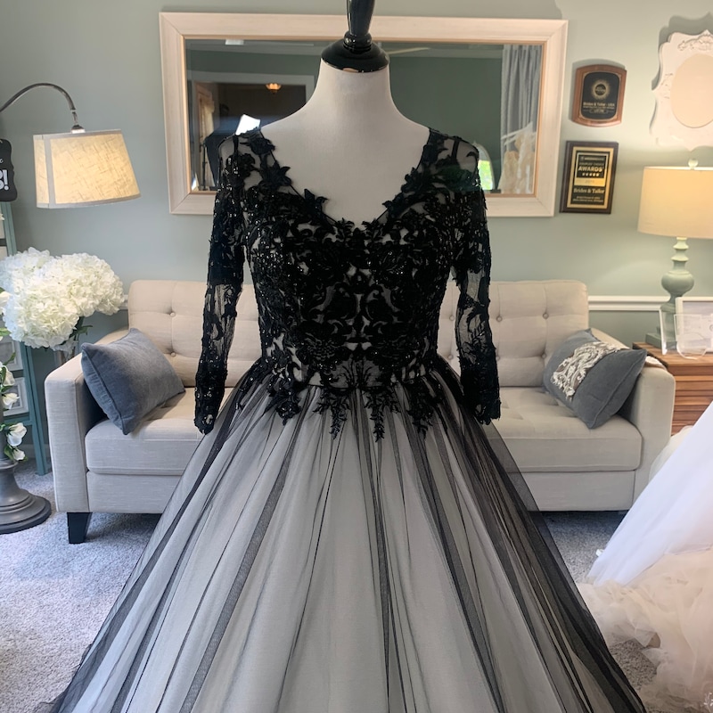 Back Keyhole Gown