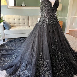 Kristina Black Wedding dress,Ballgown Wedding Dress, Gothic Wedding Dress, Black Bridal Gown, V neckline wedding dress, Lace wedding dress image 7