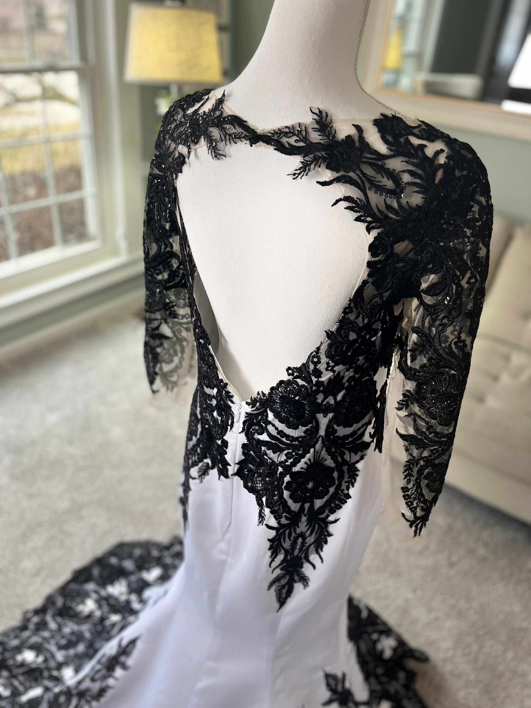 white and gold long evening dress Lace White Jersey Off Shoulder Bell Sleeve Sexy Slit Mermaid Prom Gown