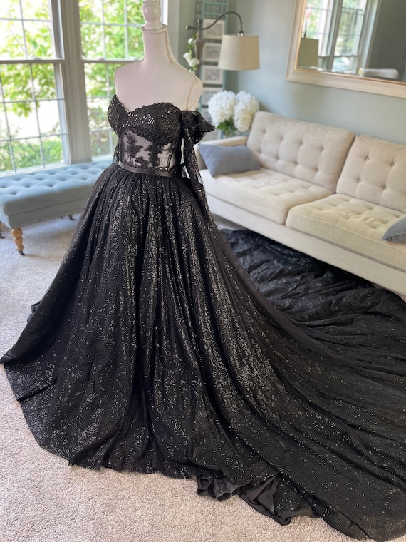 Kristell Wedding Dress / Sparkly Wedding Dress With