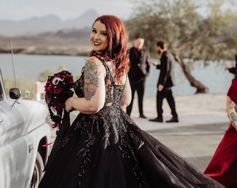 Natalie Black Wedding dress,Ballgown Wedding Dress, Gothic Wedding Dress, Black Bridal Gown,V neckline wedding dress, Lace wedding dress