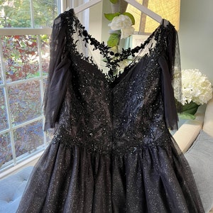 Donna Black Bling Wedding Dress with Cape, Custom Black Wedding Dress , Custom Wedding Dress with Bling
