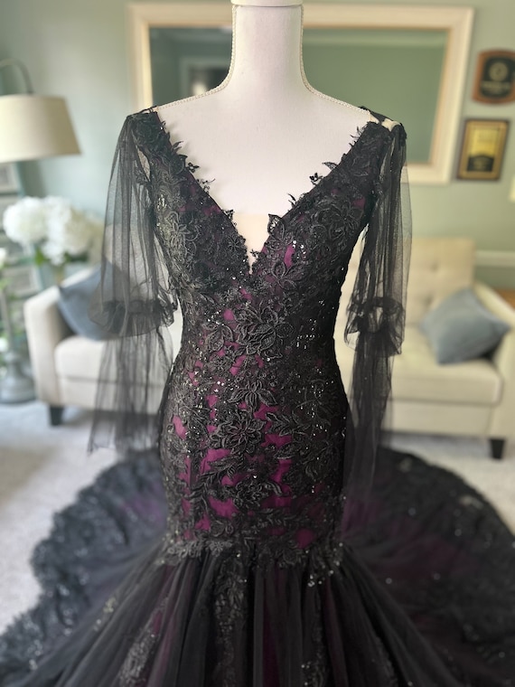 Vestido de novia Megan negro y morado vestido de novia gotico con mangas h vestido negro trompeta vestido negro vestido de novia con espalda ilusion Etsy Mexico