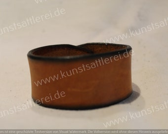 Manschettenarmband aus Leder