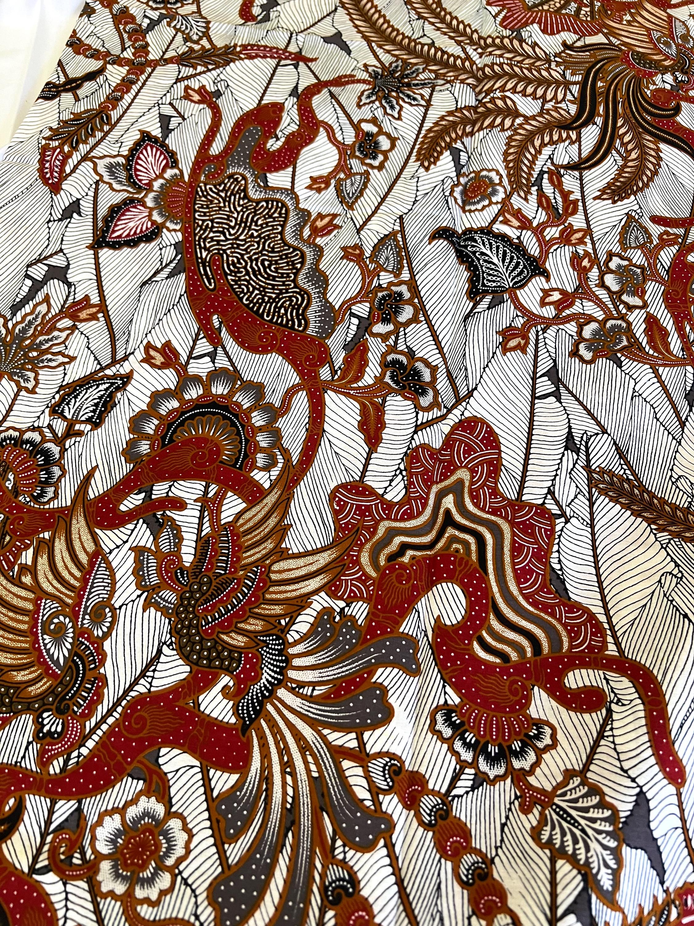Gahara - Malaysian Silk Screen Batik (scarletred With Slategrey) - Etsy