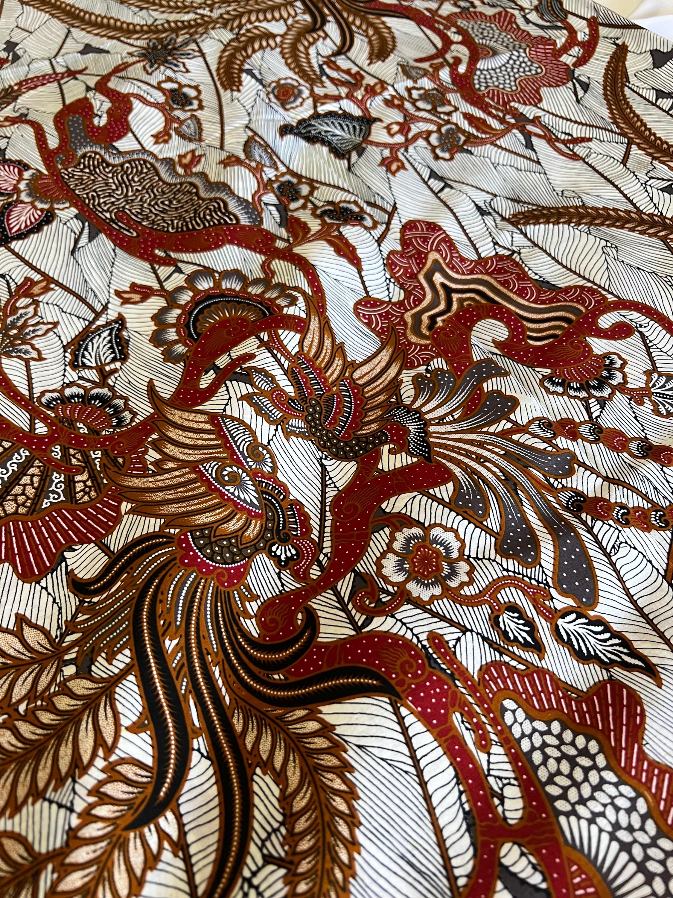 Gahara - Malaysian Silk Screen Batik (scarletred With Slategrey) - Etsy