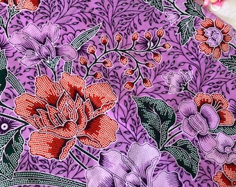 Meera - Authentische malaysische bedruckte Batik (Lavendel)