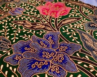 Shahada - Authentic Malaysian Hand Stamped Batik (Green)