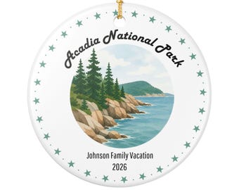 Ornamento/ricordo natalizio in ceramica personalizzato con paesaggio costiero del Parco Nazionale di Acadia