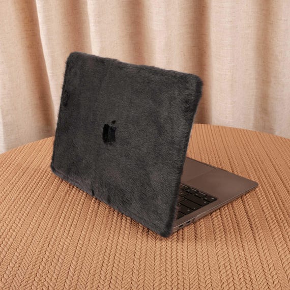 Macbook Hardcase Laptop 15 Zoll Bestickt Schwarz Flauschig MacBook
