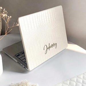 Custodia rigida bianca per MacBook