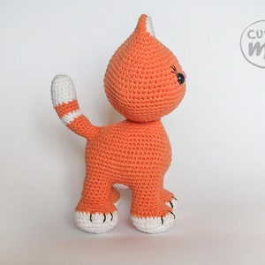 PATTERN: Mia the Cat. Amigurumi Cat Pattern , tiny crochet pattern, miniature amigurumi pattern, crochet stuffed animal pattern, stuffed cat image 3