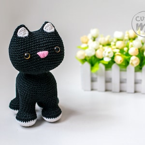 PATTERN: Mia the Cat. Amigurumi Cat Pattern , tiny crochet pattern, miniature amigurumi pattern, crochet stuffed animal pattern, stuffed cat image 4