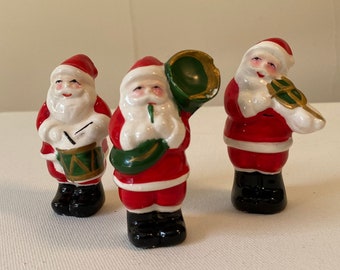 Santa Claus Salt & Pepper Shakers Lot of 3 Santa Figurines Playing Musical Instruments: Drum, Violin Fiddle, Tuba Horn, Japan 1950's-60's