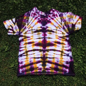Tie Dye Tee Shirt hot stripes of violet, purple & deep yellow unisex T-Shirt XL