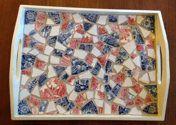 BROKEN CHINA MOSAIC HOW TO: HOW TO GROUT YOUR MOSAIC SURFACE